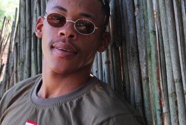 Akhona Ndlovu as Herbert on Diep City