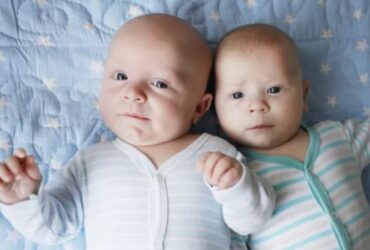Twins born on different dates
