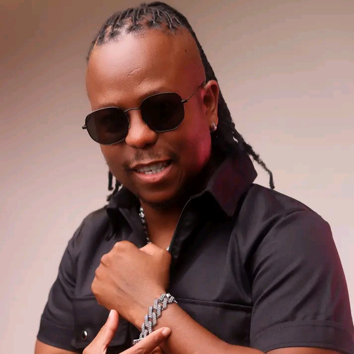 Image of Vee Mampeezy the musician and businessman 