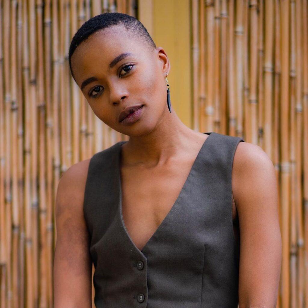 Thishiwe Ziqubu is one of South African actresses who are lesbians.