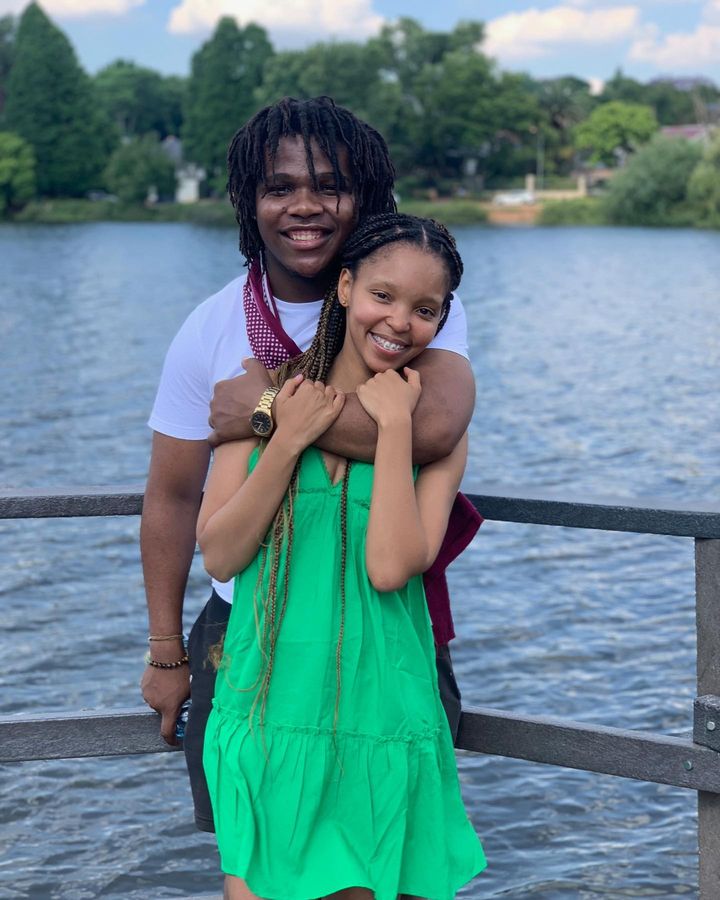In case you didn’t notice Mapula Mafole has a new boyfriend who she has been so proud about. The name of her boyfriend is Phila Dlozi and they love each other very much.