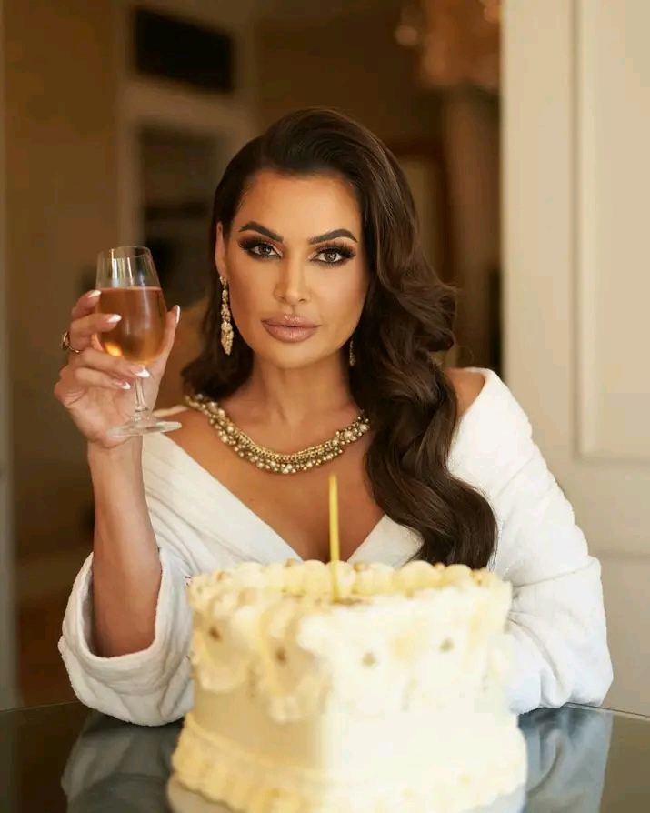 Shashi Naidoo biography 