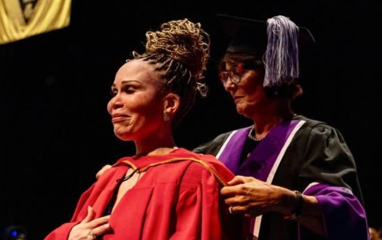 Leleti Khumalo gets honorary doctorate