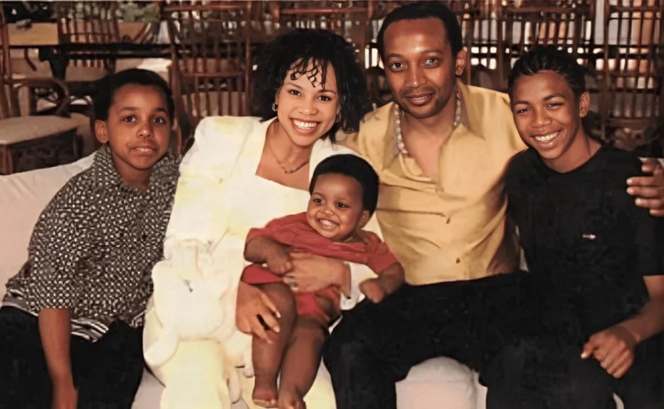 Image of Kabelo Motsepe the son of Patrice Motsepe with his mother and siblings.