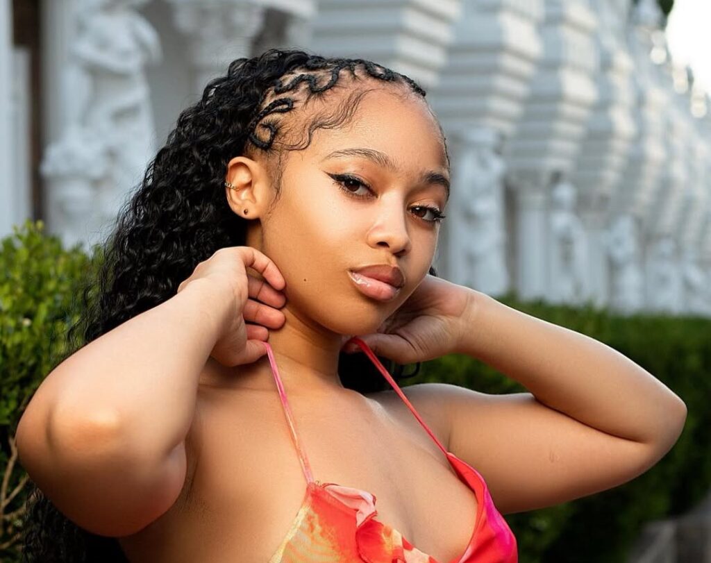 Amohellang Magane Biography